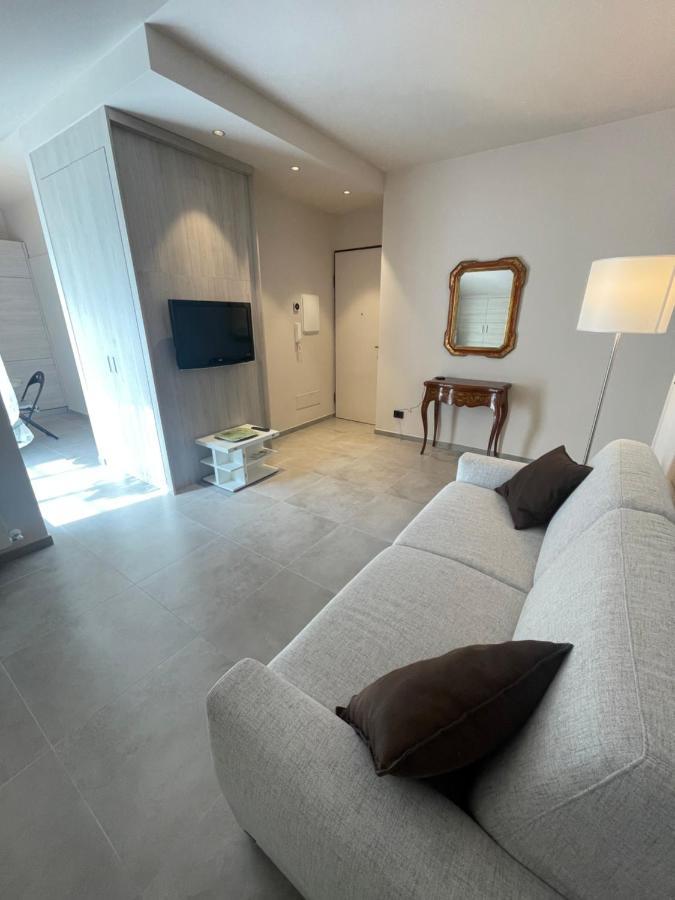 Casa Al Mare Lägenhet Bordighera Exteriör bild